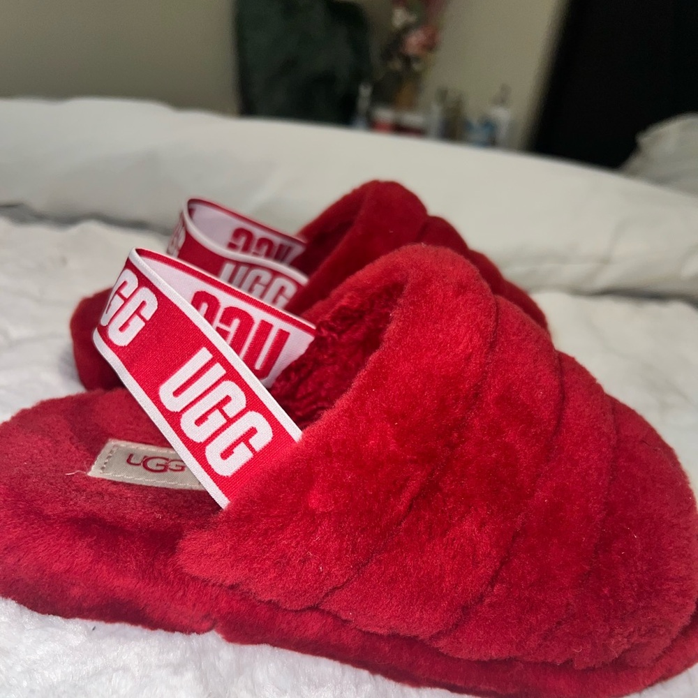 Ugg Used Like New Red Fluff Slide “Ribbon Red” Si… - image 1